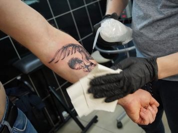 Tattoo Aftercare - How to Take Care of a Tattoo - Tattoo Aftercare First Day